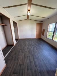 1986 Manufactured Home