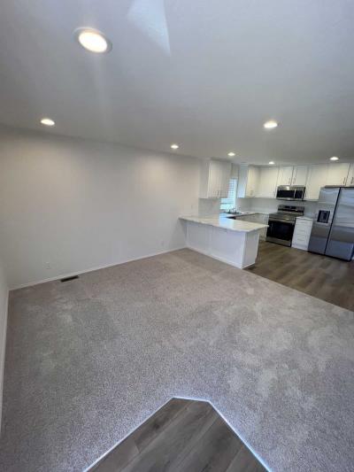 Photo 3 of 16 of home located at 3555 S. Pacific Hwy Medford, OR 97501