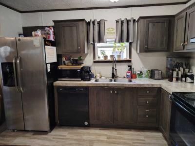 Mobile Home at 792 Willow Creek Dr Fenton, MO 63026