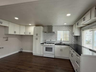 Photo 4 of 16 of home located at 1741 Pomona Ave #21 Costa Mesa, CA 92627