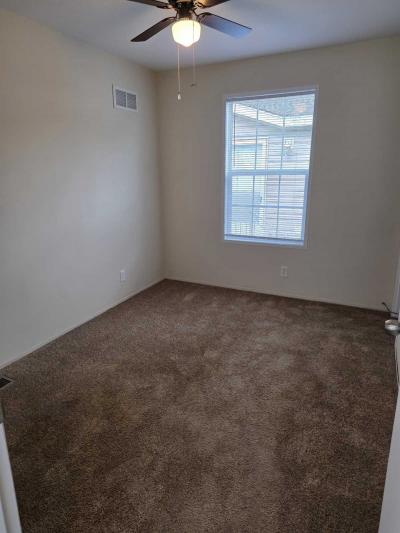 Photo 4 of 6 of home located at 111 Carriage Lane Sauk Village, IL 60411