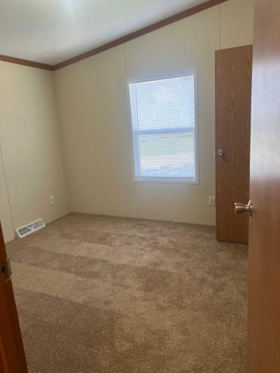 Photo 3 of 7 of home located at 221 Park Lane Sauk Village, IL 60411