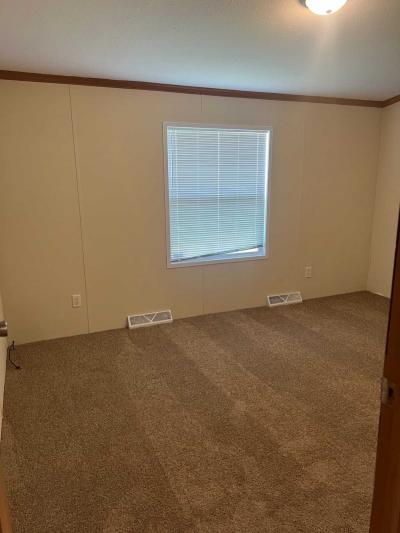 Photo 5 of 7 of home located at 221 Park Lane Sauk Village, IL 60411