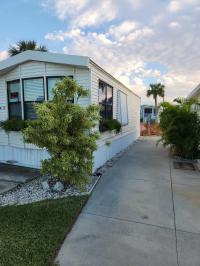 1986 Fleetwood Park  Manufactured Home