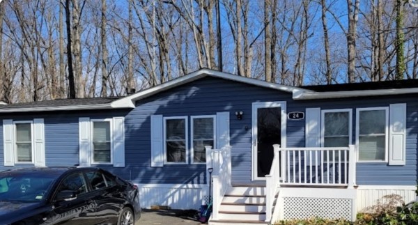 1995  Mobile Home For Sale