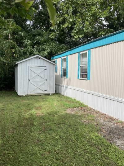 Photo 5 of 19 of home located at 43 Sneaking Creek Ln Asheville, NC 28805