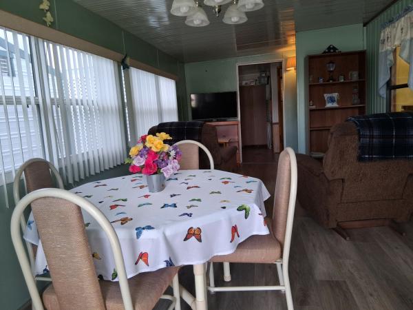 1990 Mobile Home