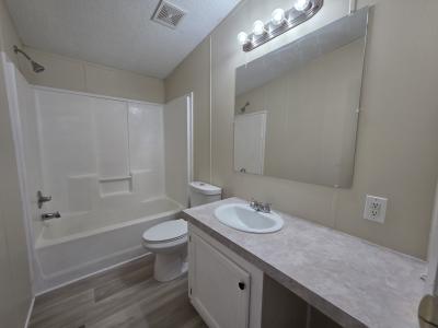 Photo 2 of 10 of home located at 690 Thomas J Drive Flint, MI 48506