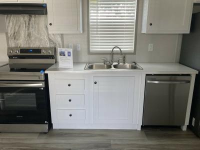 Photo 5 of 12 of home located at 6250 Roosevelt Blvd.lot 81 Clearwater, FL 33760