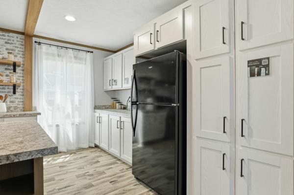 2025 Colony F25 Beacon Prestige F25  Home