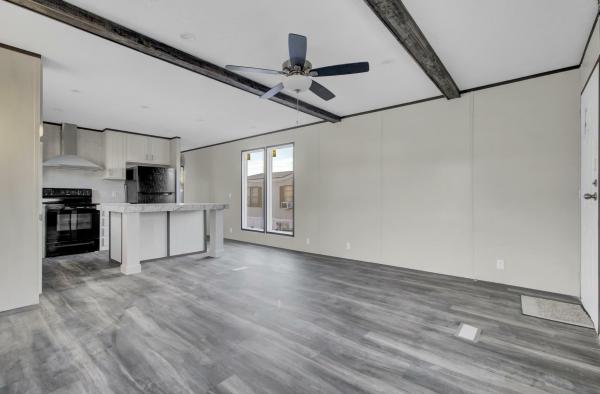 2024 Clayton 285 41VIS16683AH23  Home