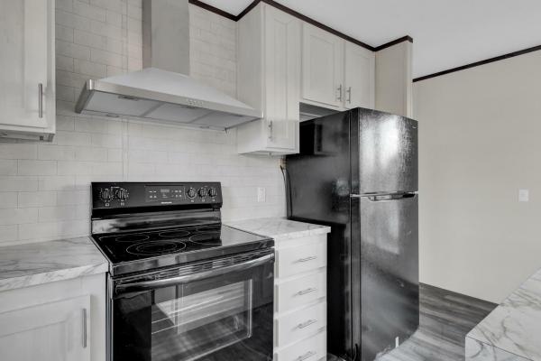 2024 Clayton 285 41VIS16683AH23  Home