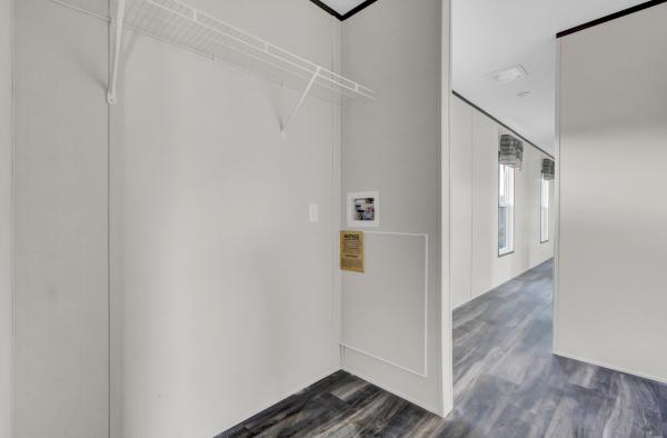 2024 Clayton 285 41VIS16683AH23  Home