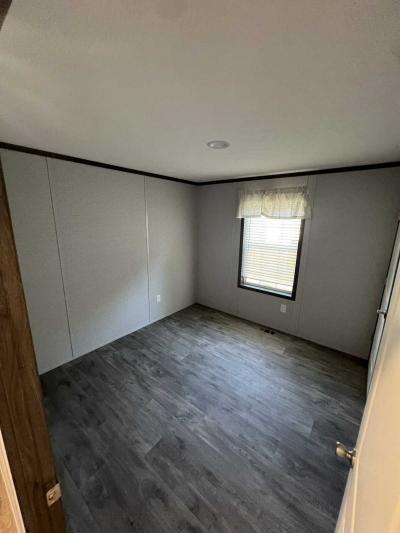 Photo 4 of 6 of home located at 8027 Fairbreeze Severn, MD 21144