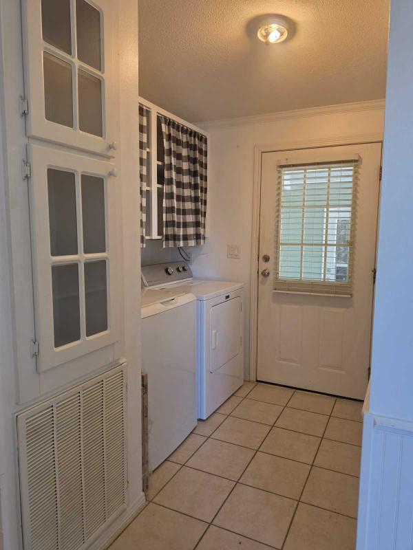 2000 Palm Harbor Floridian Mobile Home