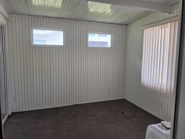 2000 Palm Harbor Floridian Mobile Home