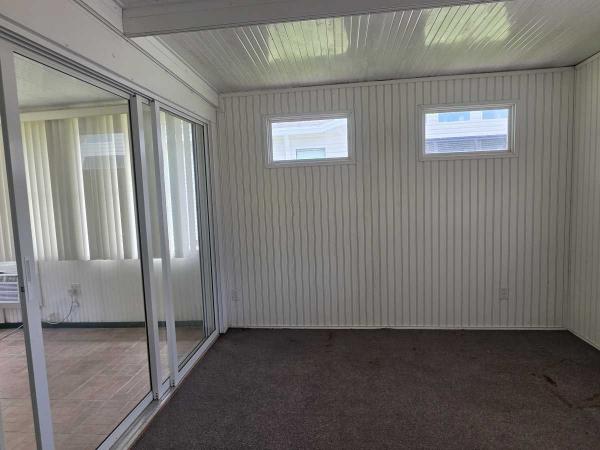 2000 Palm Harbor Floridian Mobile Home