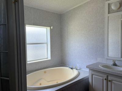 Photo 4 of 10 of home located at 15557 Royal Coach Circle North Fort Myers, FL 33917