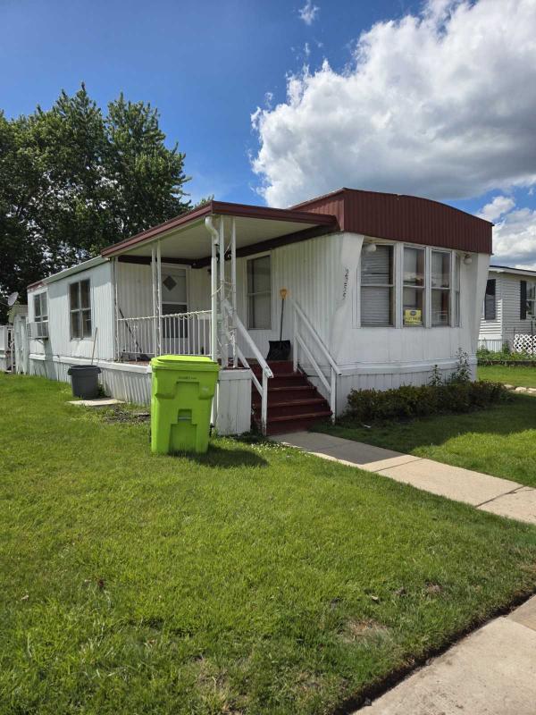 1983 Victorian Mobile Home For Sale