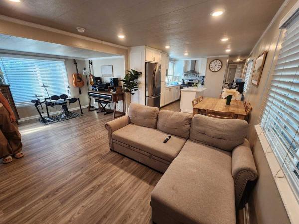 Photo 1 of 2 of home located at 122 King Sacramento, CA 95827