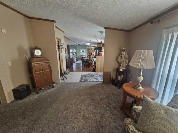 2001 Fairmont Manufactured Home