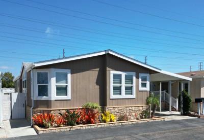 Photo 2 of 21 of home located at 19350 Ward Street, #42 Huntington Beach, CA 92646