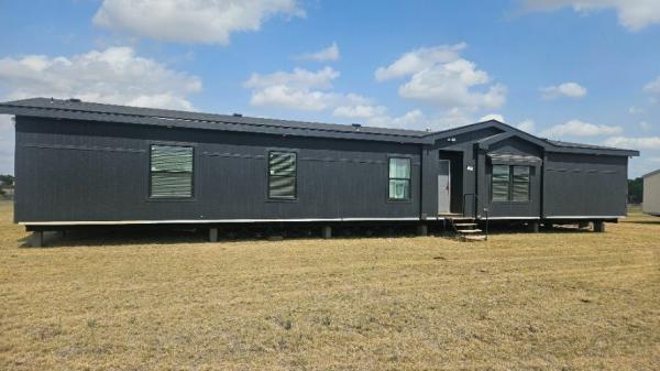 Photo 1 of 2 of home located at Palm Harbor Homes 5225 E Amarillo Blvd Amarillo, TX 79107