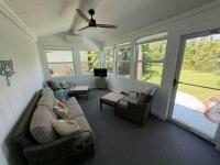 1989 PALM Manufactured Home