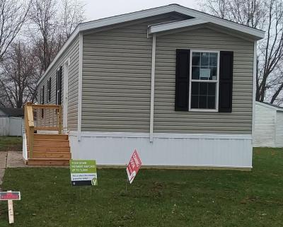 Mobile Home at 807 Campbell St Lot Cb807 Lebanon, IN 46052