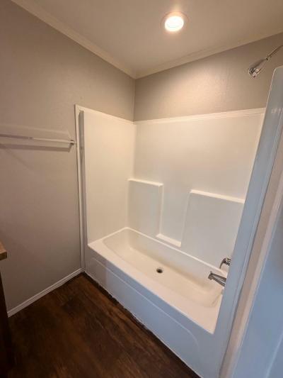 Mobile Home at 5931 Saints Arc Dr Lot 96 San Antonio, TX 78220