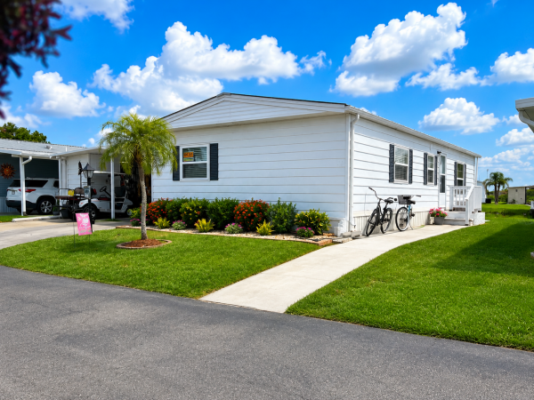 1981 TWIN Double Mobile Home