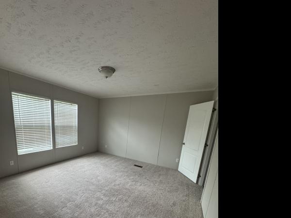 2014 Clayton 34SUN28523 Mobile Home