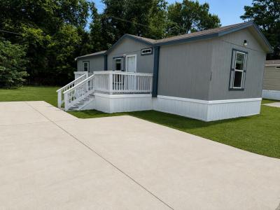 Mobile Home at 320 Sara Lane Huntsville, TX 77340