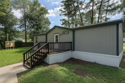 Mobile Home at 342 Sara Lane Huntsville, TX 77340