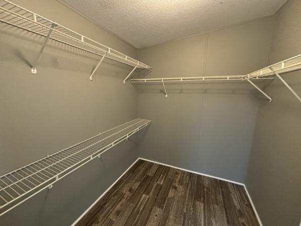 2005 Palm Harbor Live Oak Mobile Home