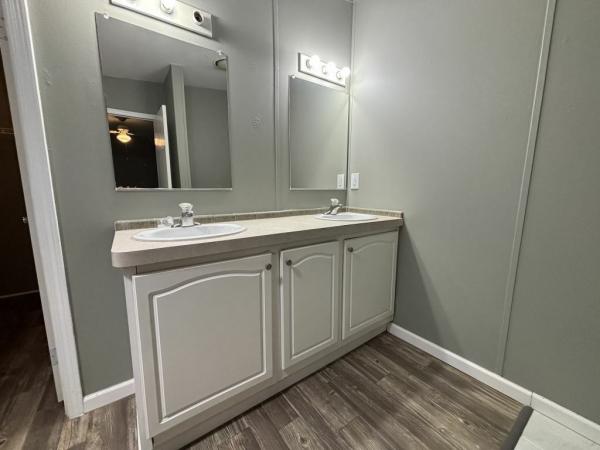 2005 Palm Harbor Live Oak Mobile Home