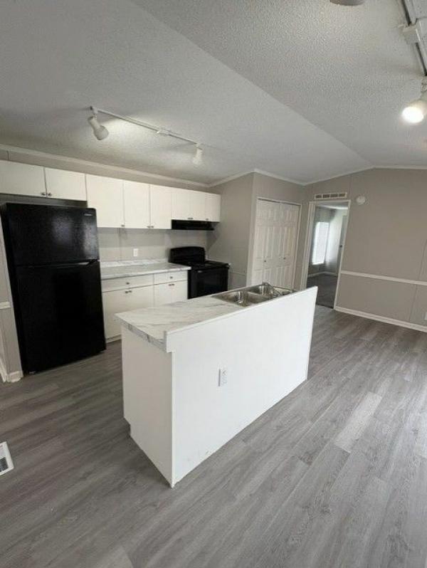 1999 Sunshine Homes Sunshine Mobile Home