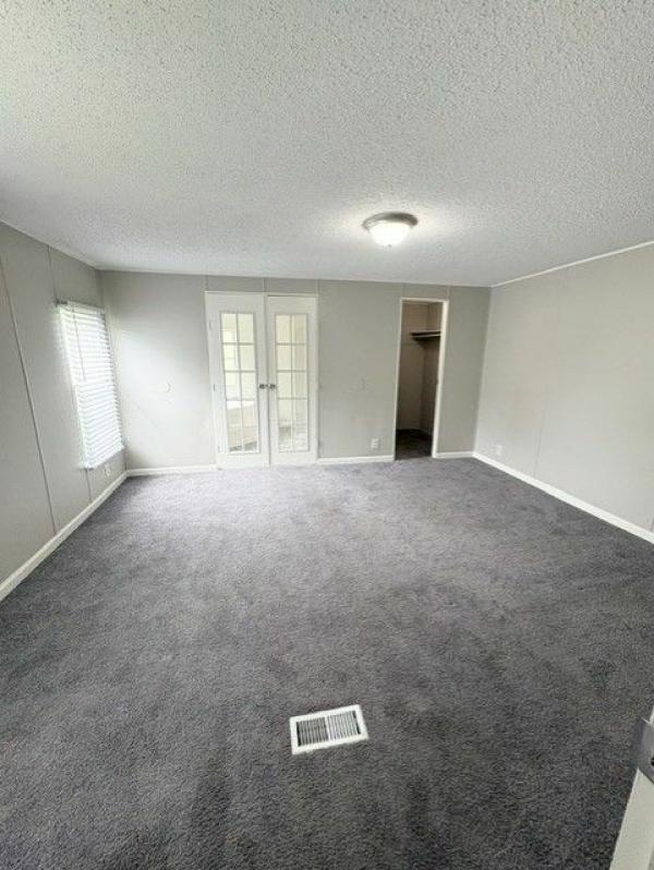 1999 Sunshine Homes Sunshine Mobile Home
