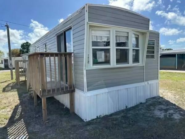 1982 Vaga  Home