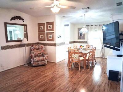 Photo 4 of 17 of home located at 3616 Adelia Parrish, FL 34219