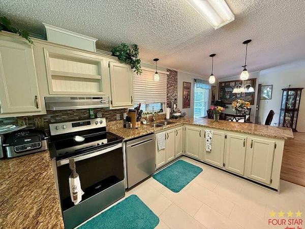1992 Palm Harbor  Home