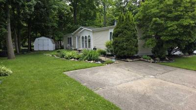 Photo 2 of 35 of home located at 39595 J R Blvd Novi, MI 48377