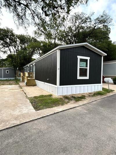Mobile Home at 21 Madrona Dr Austin, TX 78744