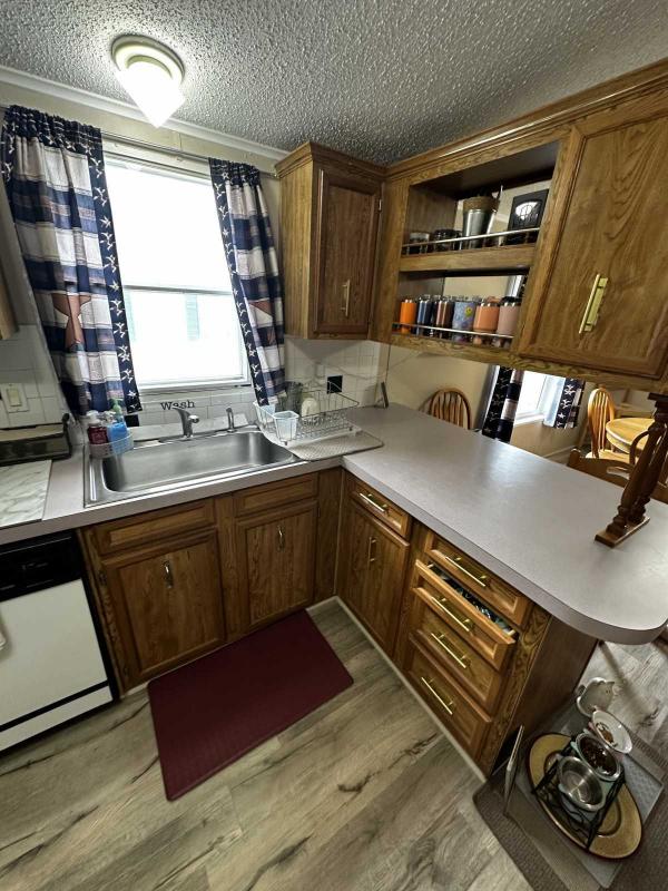1995 Marlette Mobhm Mobile Home
