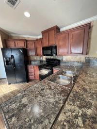 2014 Oak Creek 5801 Mobile Home