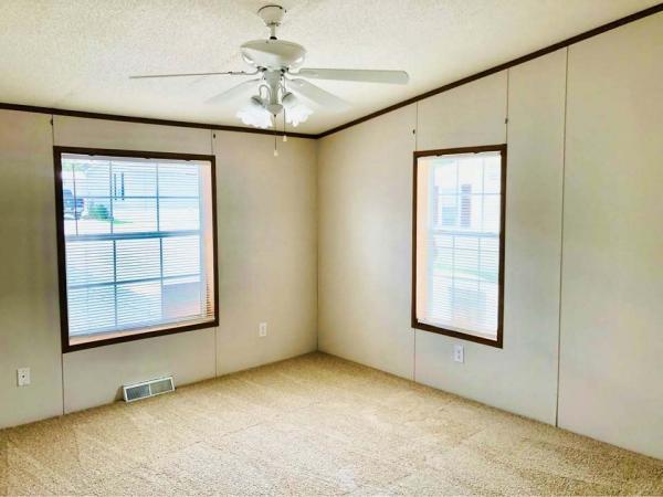 2004 Fleetwood Mobile Home