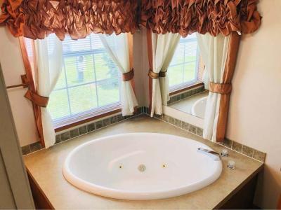 Photo 3 of 15 of home located at 6620 Washington Blvd 39 Elkridge Mobile Home Park, MD 21075