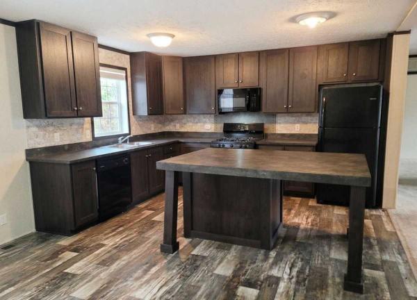 2020  Mobile Home For Sale