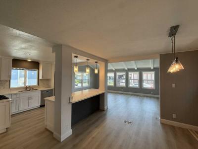 Photo 3 of 12 of home located at 19009 S Laurel Park Dr #179 Rancho Dominguez, CA 90220