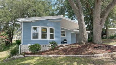 Photo 2 of 18 of home located at 532 Spruce Dr Lady Lake, FL 32159